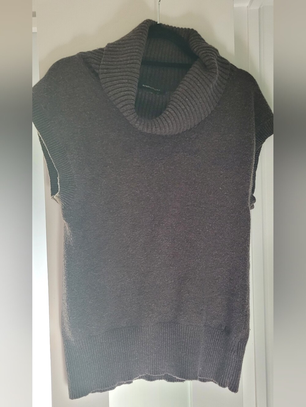 BCBGMAXAZRIA Grey Sleeveless Cowl Neck Sweater Vest Knit Top